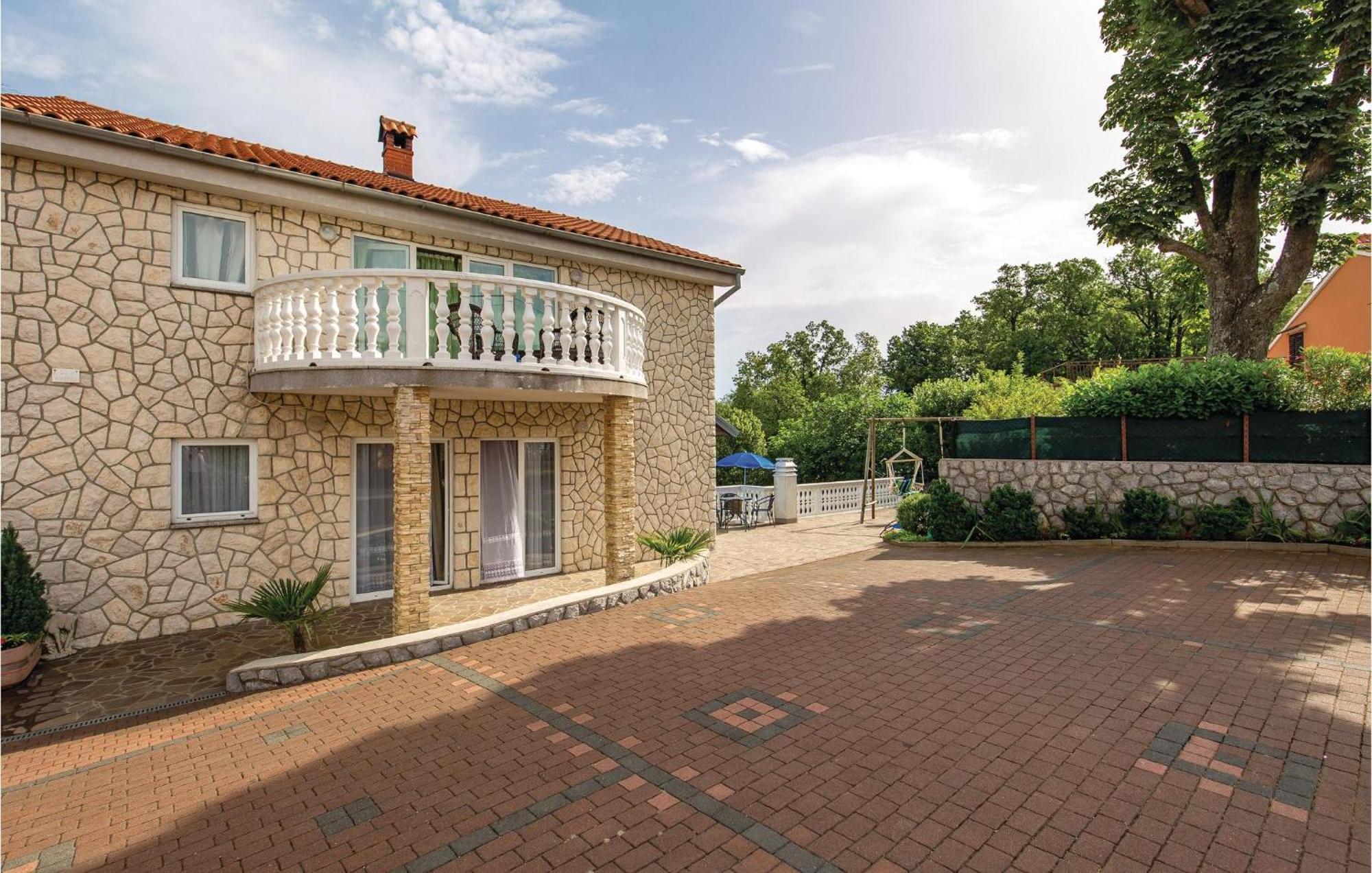 Nice Apartment In Matulji With Kitchen Exteriér fotografie