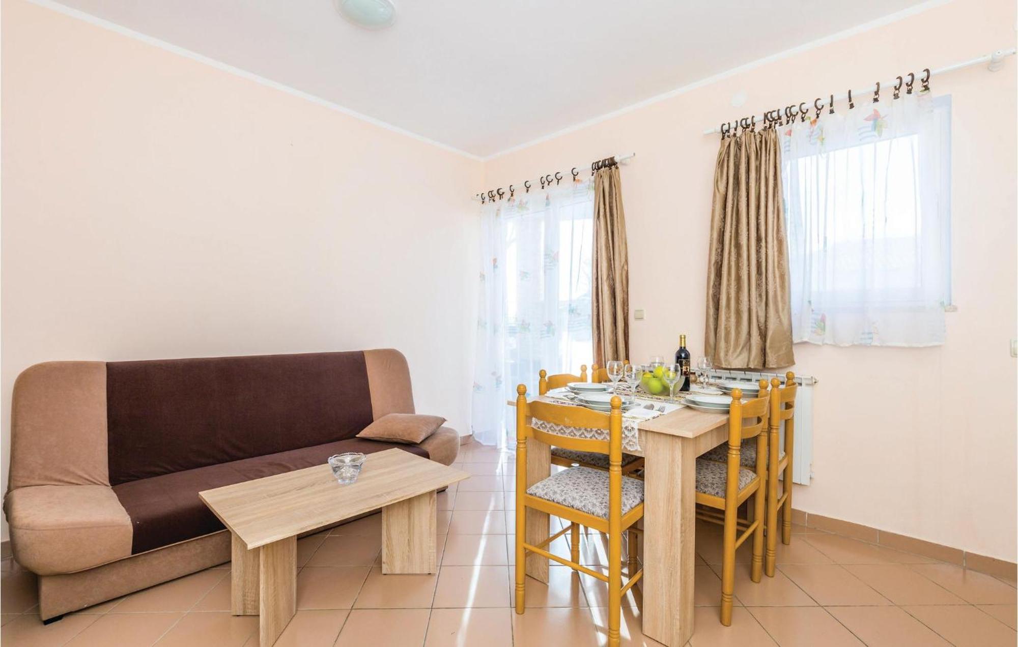 Nice Apartment In Matulji With Kitchen Exteriér fotografie